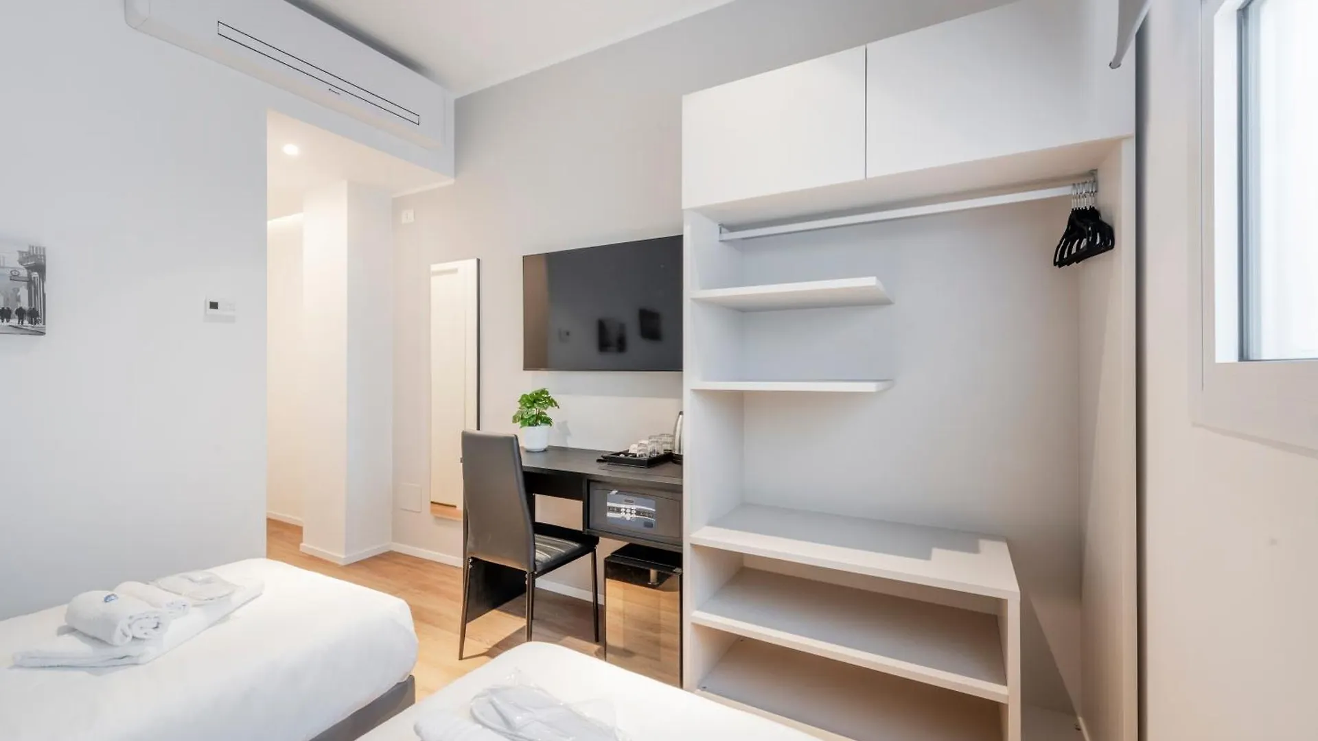 Bnbutler - Inbrera Suites - Giulianova, 1 Milan Italy